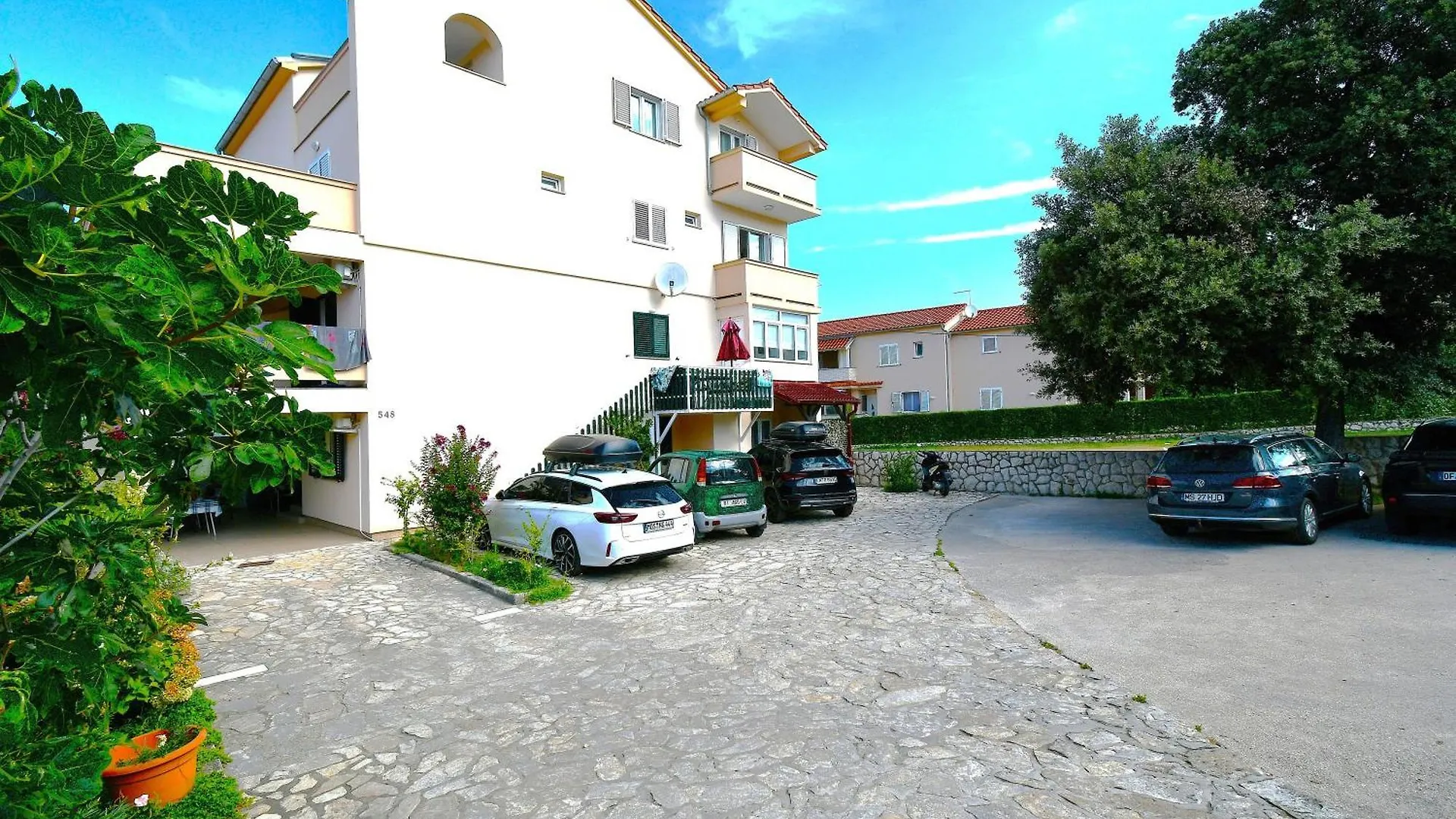 Apartmani I Sobe Lidija Lopar